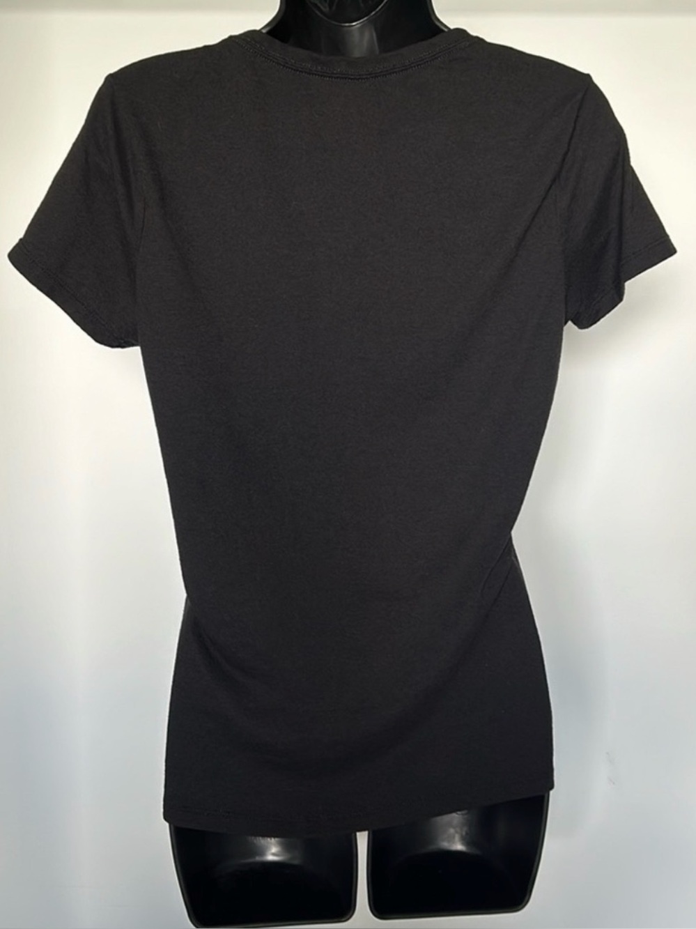 HANES 100% That Witch Women’s T-shirt Size Small Black V-neck Halloween Tee - Picture 2 of 7